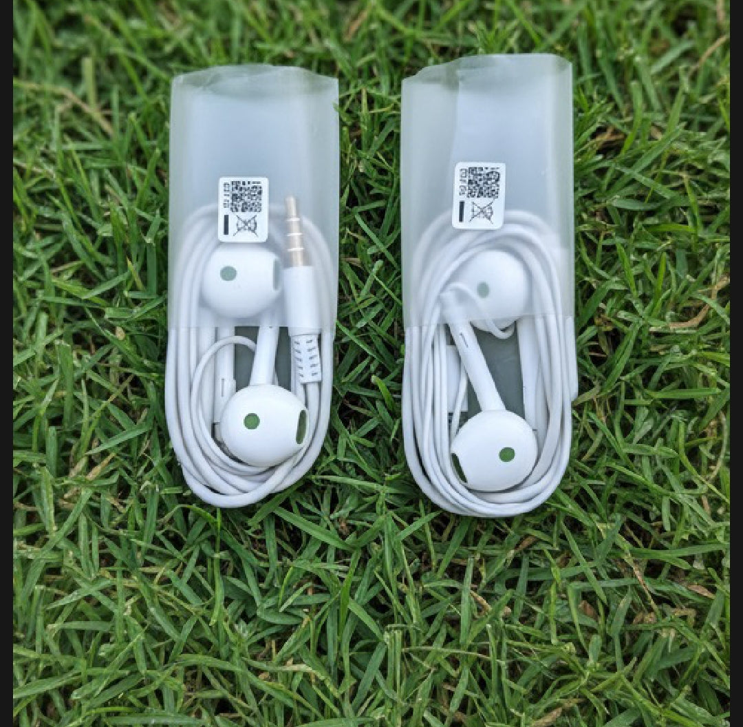 Oppo, Infinix,vivo,Tecno,huwai,Original Handsfree Headphones Handsfree / Earphones 3.5mm With Mic For PUBG Real Gamming, Online Steaming Watching Movies, Online Classes, cute handfree for girls Android Mobiles