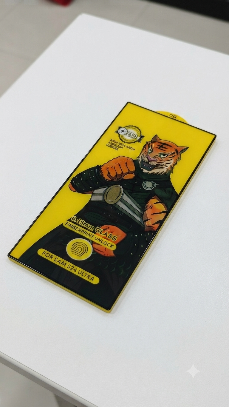 Baozun "OG" series tempered glass screen protector, specifically engineered for the Samsung S24 Ultra.