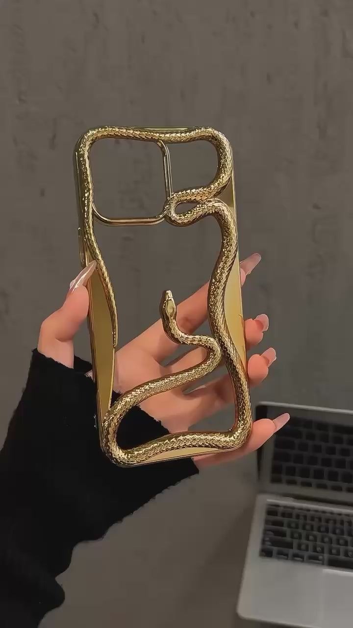 Electroplated Snake Case For iPhone  🐍 (NEW)