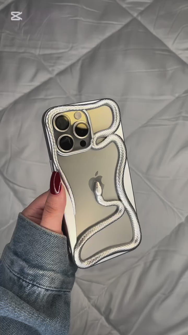 Electroplated Snake Case For iPhone  🐍 (NEW)