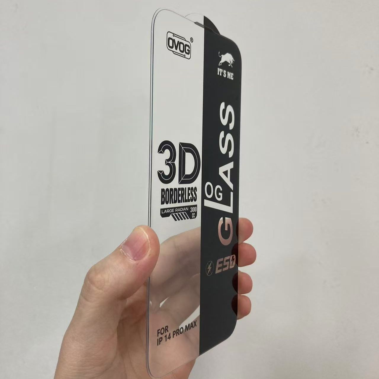 OVOG" branded Borderless 3D Glass screen protector is designed for the Iphone