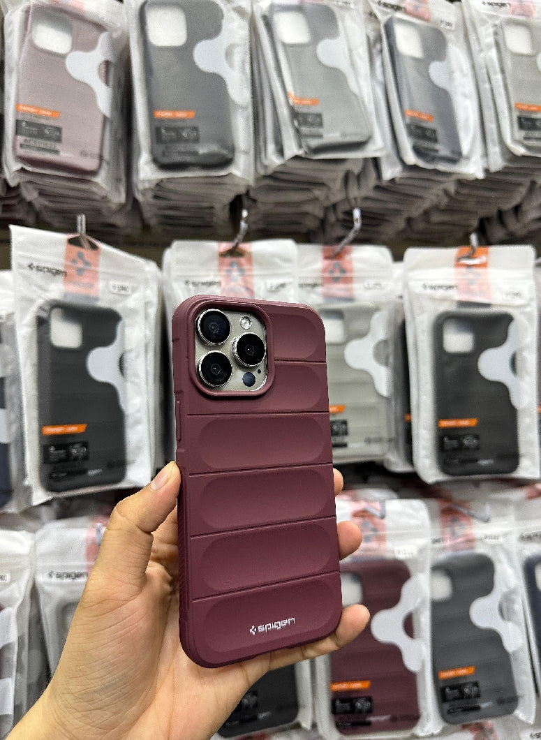 Spigen Rugged Puffer Case for iPhone 15 Pro Max – Burgundy