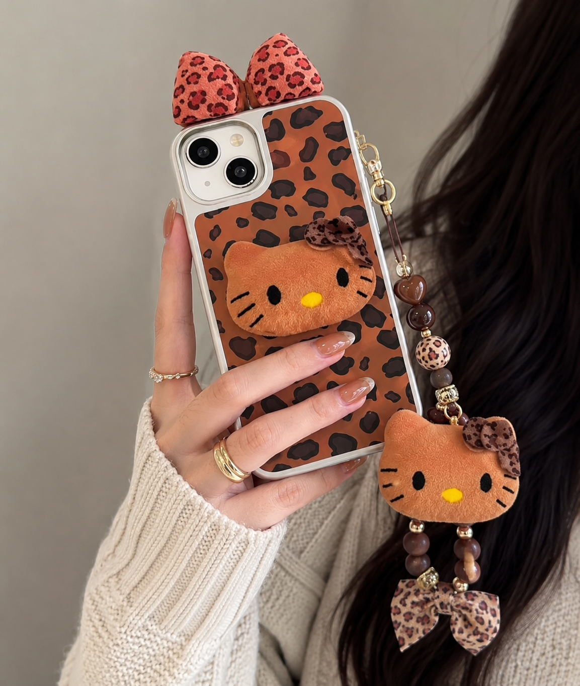 Leopard Kitty Plush Phone Case with Matching Charm
