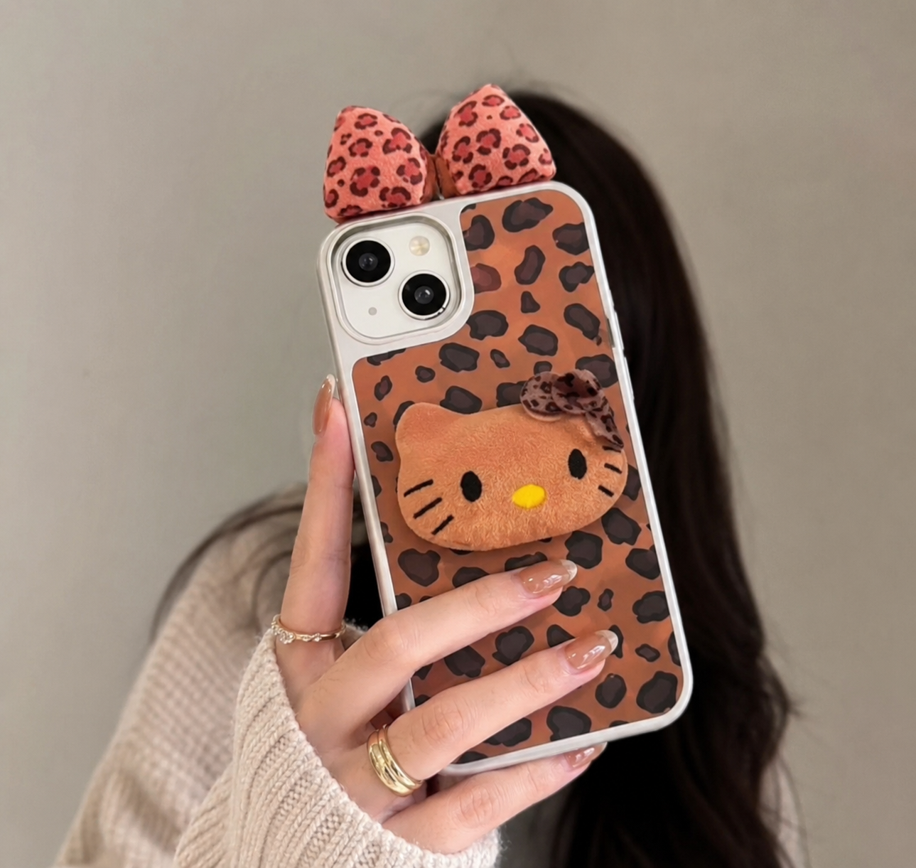 Leopard Kitty Plush Phone Case with Matching Charm