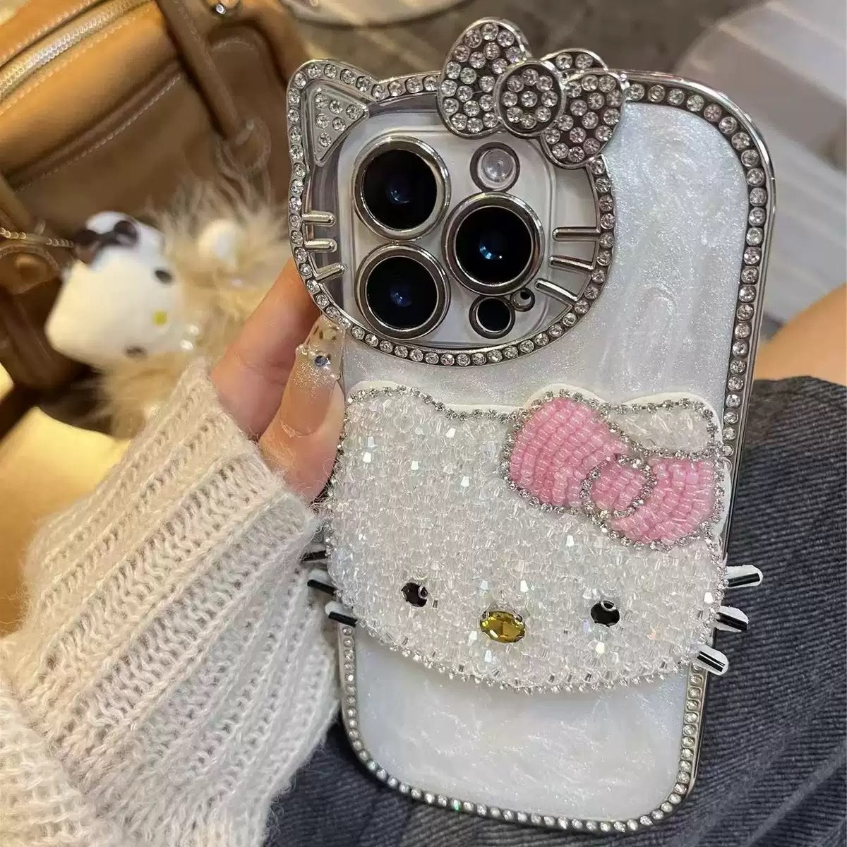 iPhone 17 Pro Max – Luxury Hello Kitty Crystal Case